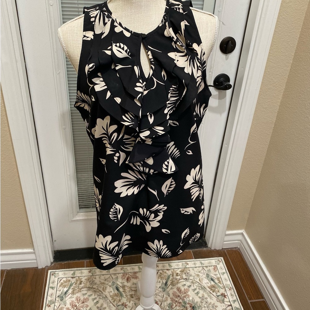 Lauren Ralph Lauren Black and Cream Floral Top